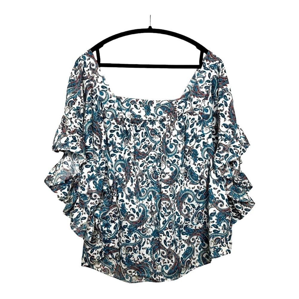 Terra & Sky paisley print women’s top with dramatic sleeve. Size 4X